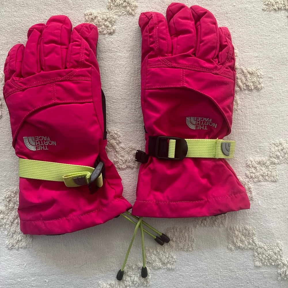 The North Face Hot Pink Snow Gloves Youth Small